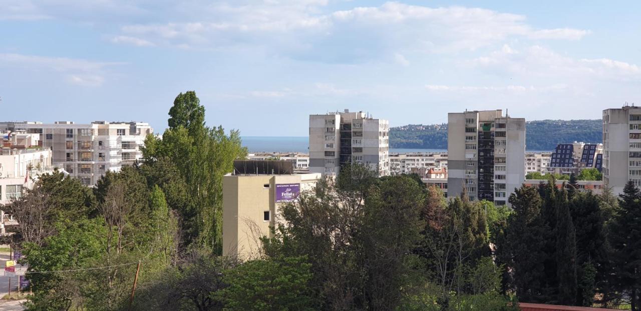 Family Holiday Apartments Breez 1 Varna Eksteriør billede