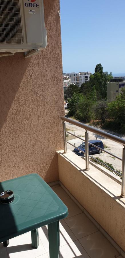Family Holiday Apartments Breez 1 Varna Eksteriør billede